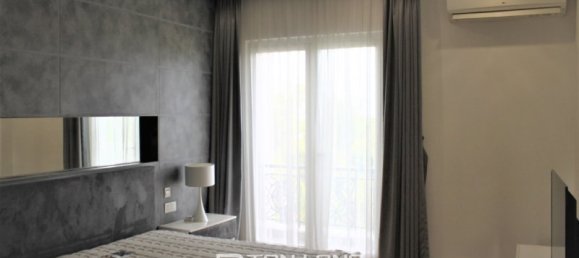 4 bedrooms Villa in Long Bien, Vietnam No. 846 9