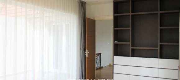 4 bedrooms Villa in Long Bien, Vietnam No. 846 23