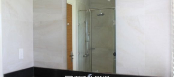 4 bedrooms Villa in Long Bien, Vietnam No. 846 10