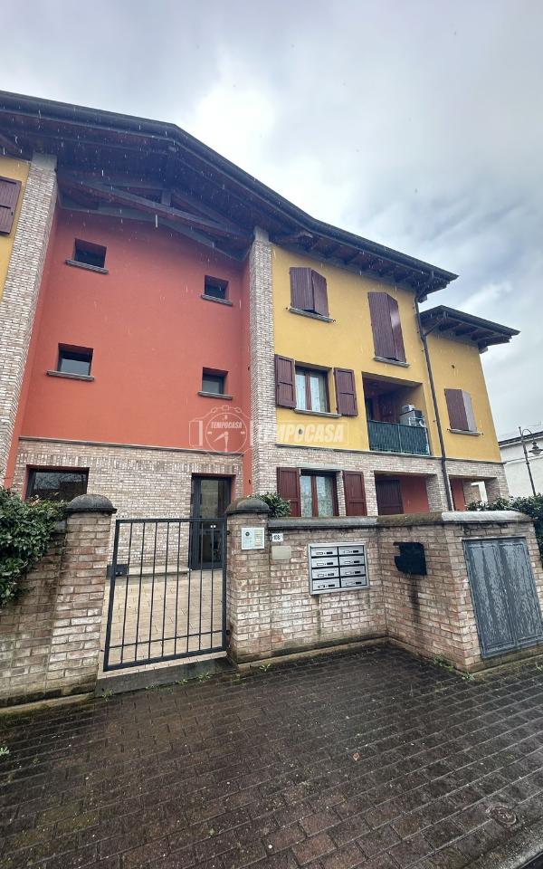 3 rooms Apartment in Bibbiano, Italy No. 38566