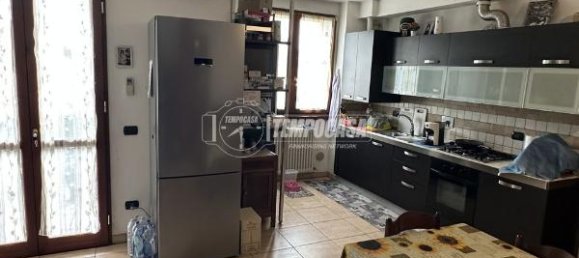 3 rooms Apartment in Bibbiano, Italy No. 38566 7