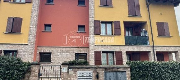 3 rooms Apartment in Bibbiano, Italy No. 38566 2