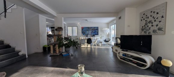 4 bedrooms House in Hagenthal-le-Bas, France No. 160369 3