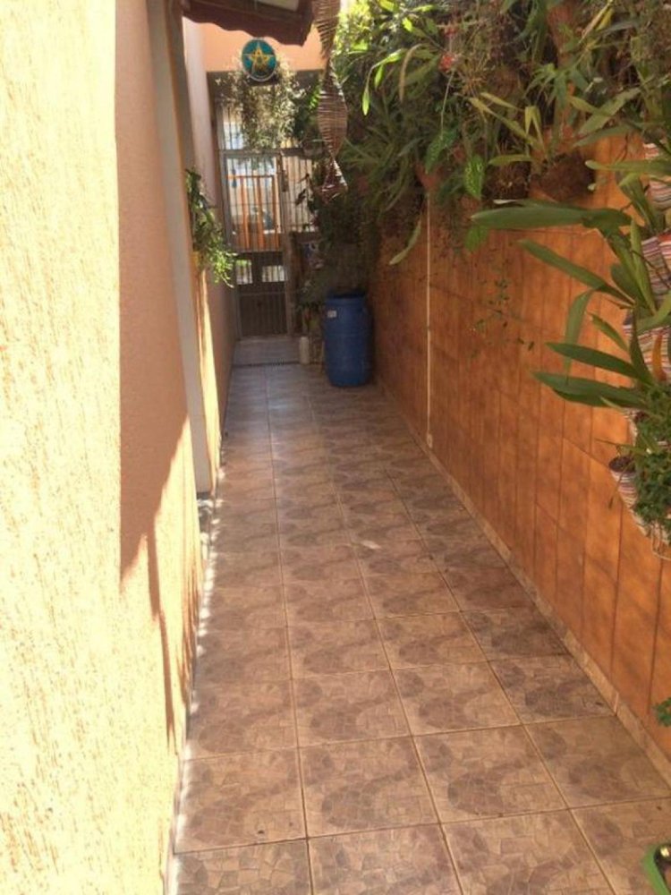 Casa de 4 dormitorios en Sao Paulo, Brazil No. 460099