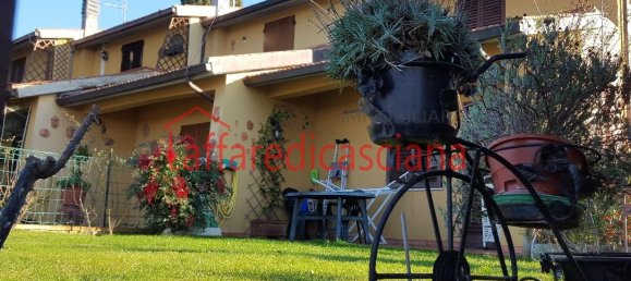 Дом с 4 комнатами в Кашана Терме Лари, Италия № 114693 2