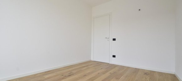 4 rooms Villa in Sona, Italy No. 9148 16