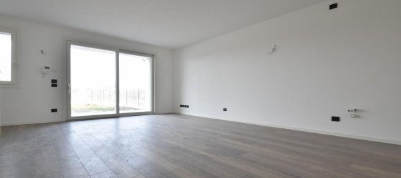 4 rooms Villa in Sona, Italy No. 9148 31