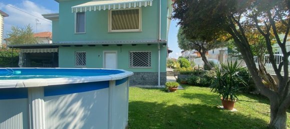 4 غرف نوم فيلا في Gambolò, Italy رقم 364833 5