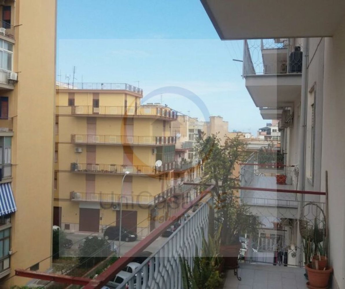4 bedrooms Apartment in Bagheria, Italy No. 344888
