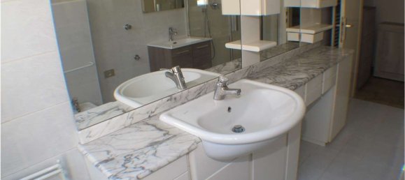 3 rooms Apartment in Trentino-Alto Adige, Italy No. 301144 3