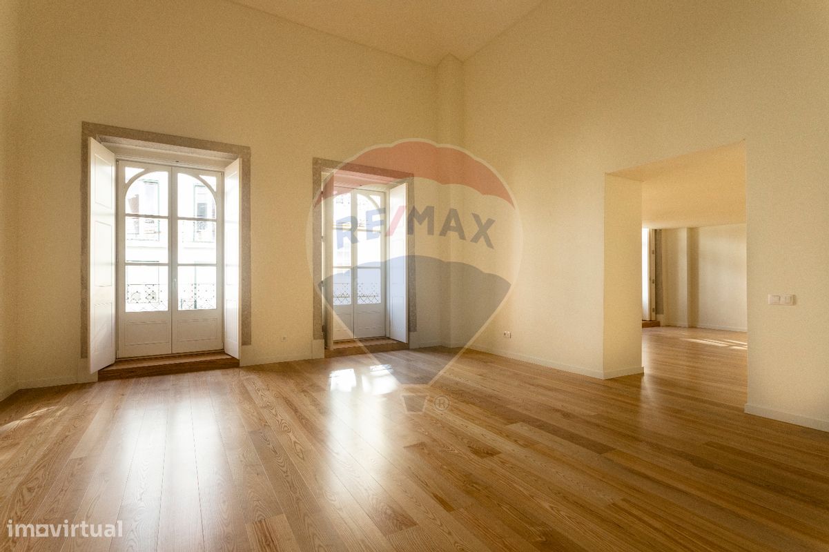 2 bedrooms Apartment in Lisbon, Portugal No. 76774