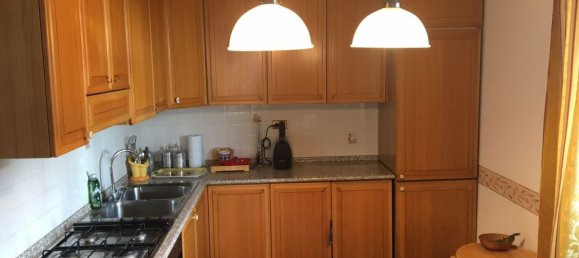 3 bedrooms Villa in Porto Valtravaglia, Italy No. 185762 4