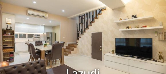 3 bedrooms Bungalow in Phra Khanong, Thailand No. 14487 11