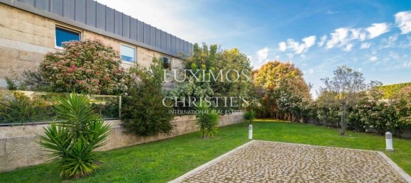 4 bedrooms Duplex in Porto, Portugal No. 81467 10