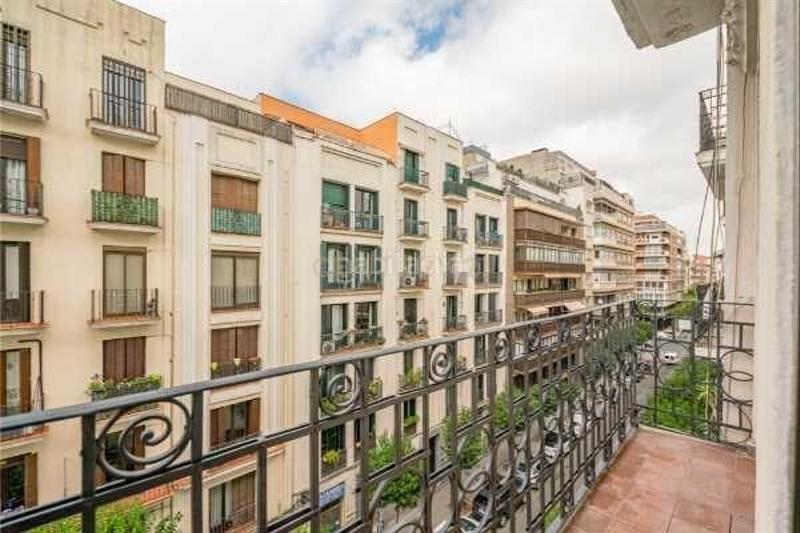 2 bedrooms Apartment in Madrid, Spain No. 127452