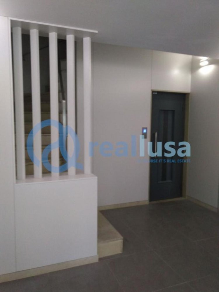 Studio in Porto, Portugal No. 3766