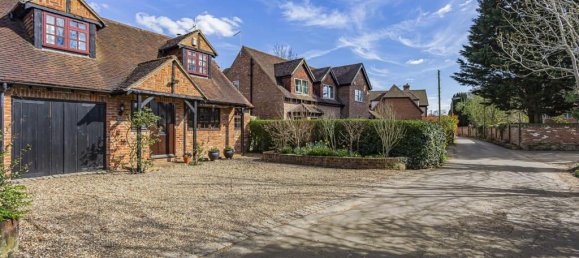 3 Schlafzimmer Haus in Egham, United Kingdom, Nr. 8626 57