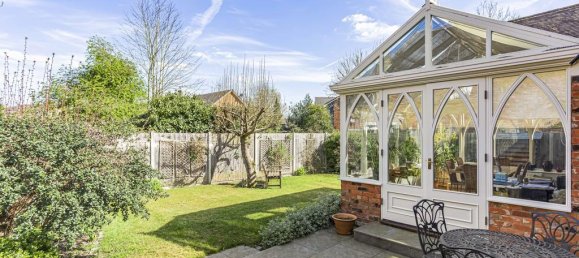 3 Schlafzimmer Haus in Egham, United Kingdom, Nr. 8626 24