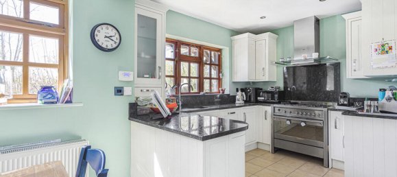 3 Schlafzimmer Haus in Egham, United Kingdom, Nr. 8626 35