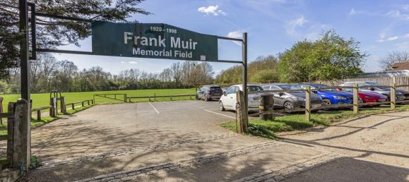 3 Schlafzimmer Haus in Egham, United Kingdom, Nr. 8626 40