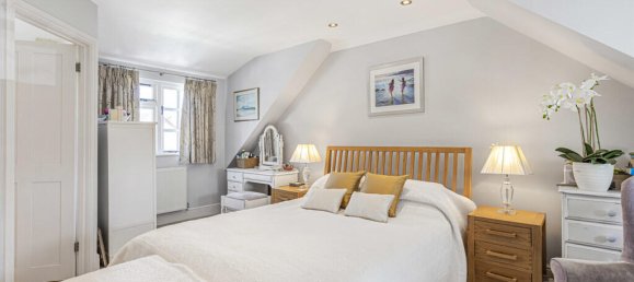 3 Schlafzimmer Haus in Egham, United Kingdom, Nr. 8626 16
