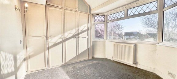 3 bedrooms House in Twickenham, United Kingdom No. 8499 9