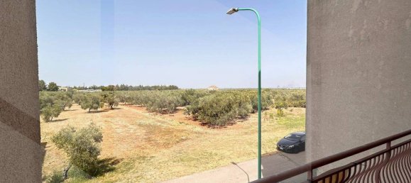 Квартира с 3 комнатами в Битетто, Италия № 27842 8