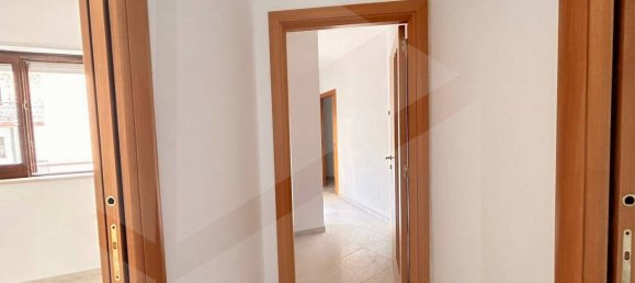 Квартира с 3 комнатами в Битетто, Италия № 27842 29