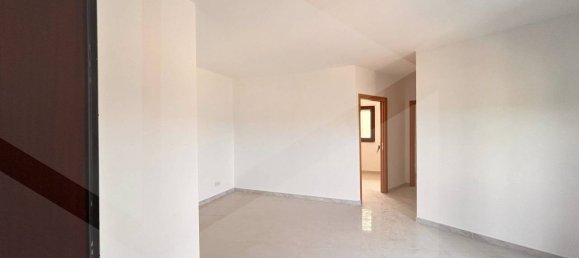 Квартира с 3 комнатами в Битетто, Италия № 27842 30