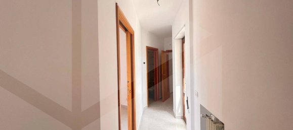 Квартира с 3 комнатами в Битетто, Италия № 27842 19