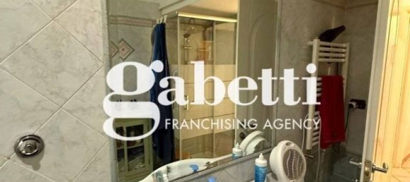 2 bedrooms Apartment in Rome, Italy No. 142777 6