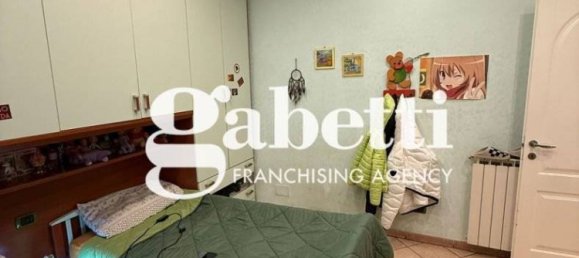 2 bedrooms Apartment in Rome, Italy No. 142777 3