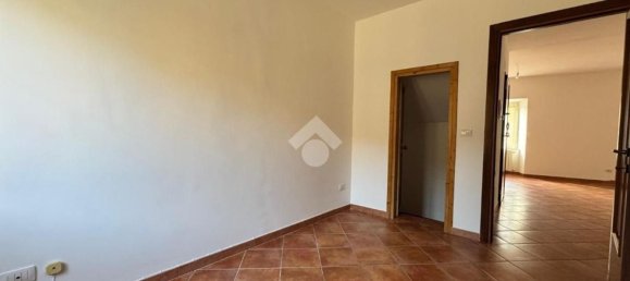 3 rooms Apartment in Tuscania, Italy No. 89123 16