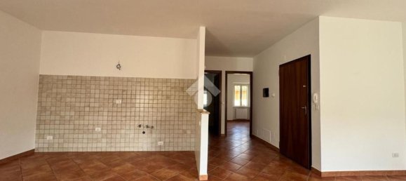 3 rooms Apartment in Tuscania, Italy No. 89123 2