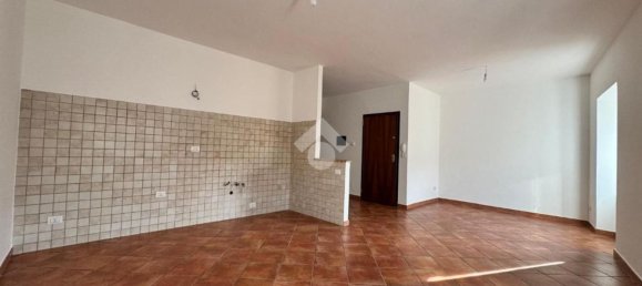 3 rooms Apartment in Tuscania, Italy No. 89123 6