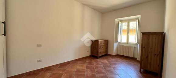 3 rooms Apartment in Tuscania, Italy No. 89123 14
