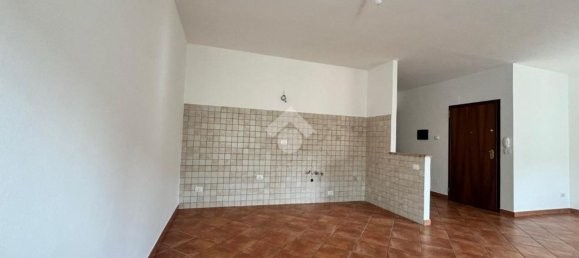 3 rooms Apartment in Tuscania, Italy No. 89123 4