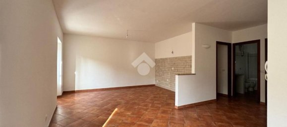 3 rooms Apartment in Tuscania, Italy No. 89123 9