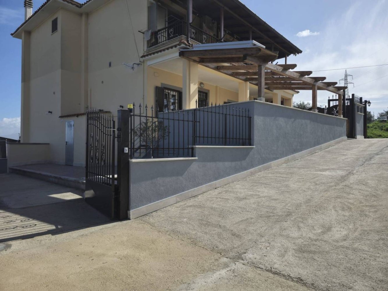 2 bedrooms Villa in Frascati, Italy No. 181574