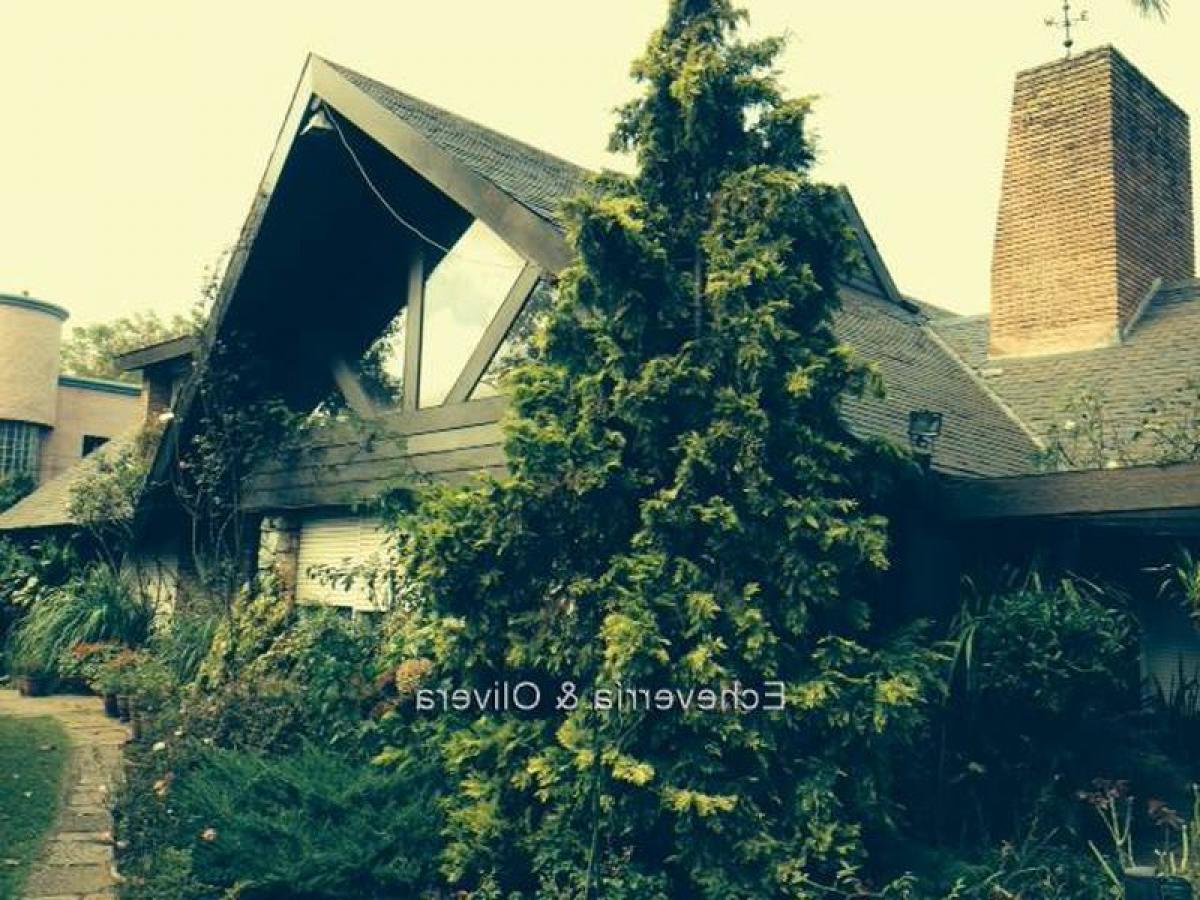 Casa de 3 dormitorios en Montevideo, Uruguay No. 7459