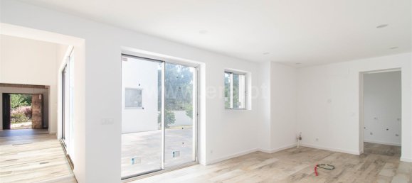 3 bedrooms House in Loule, Portugal No. 128326 12