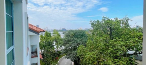 2 dormitorios apartamento en alquiler en Tay Ho, Ha Noi, Vietnam № 13638 3