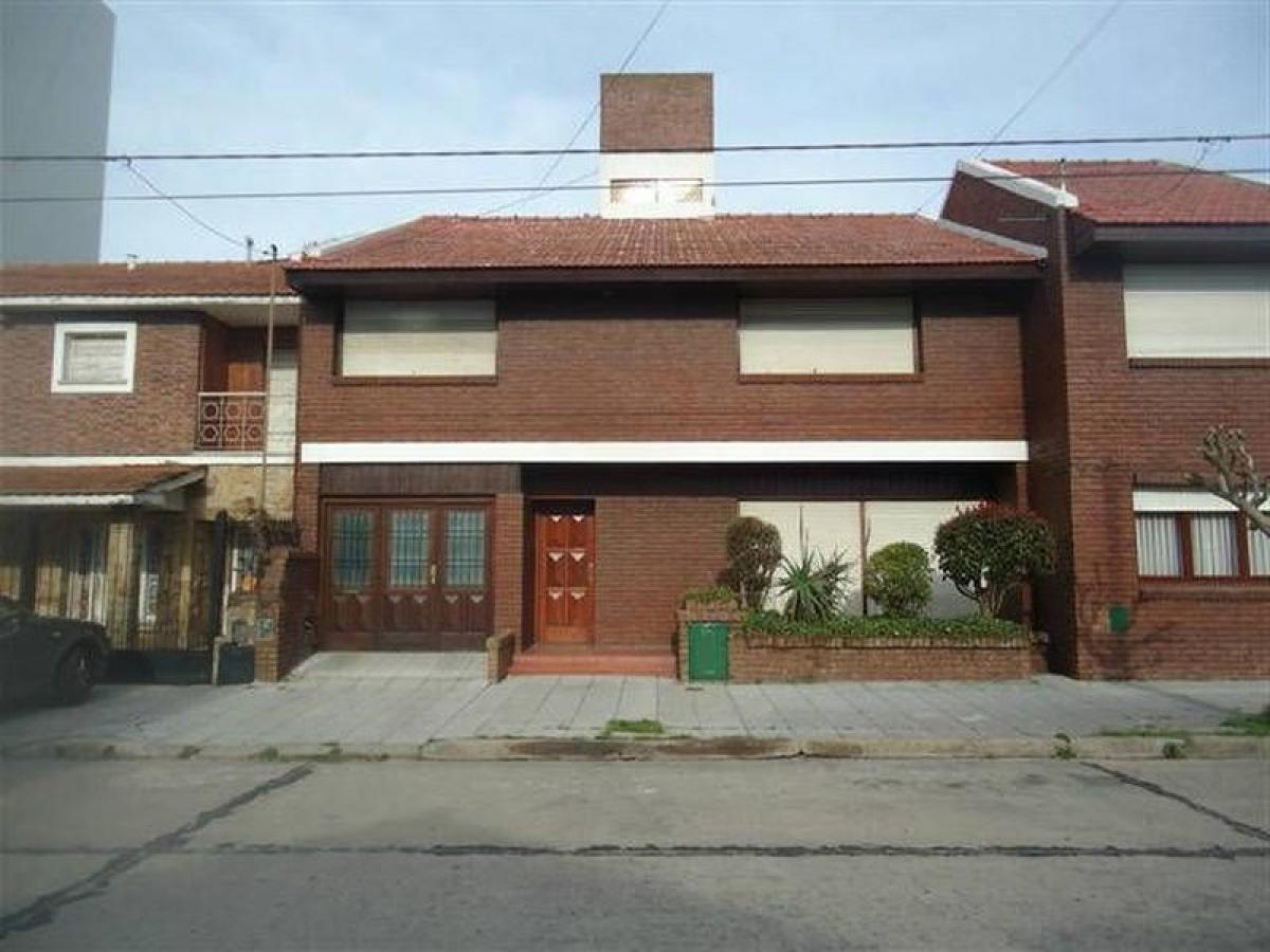 4 غرف نوم منزل في Mar del Plata, Argentina رقم 71114