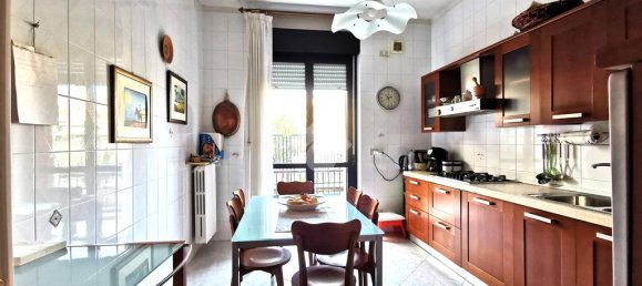 2 bedrooms Apartment in Foggia, Italy No. 329647 18