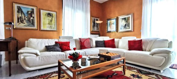 2 bedrooms Apartment in Foggia, Italy No. 329647 17