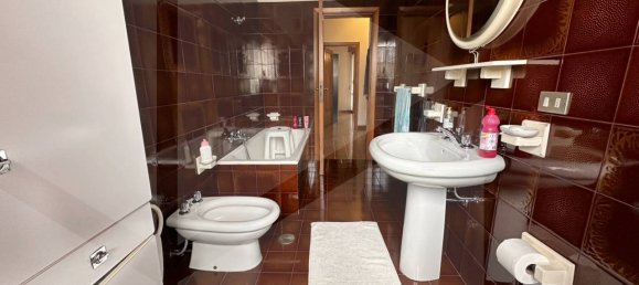 8 rooms House in Avezzano, Italy No. 26280 18