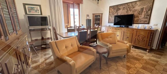 8 rooms House in Avezzano, Italy No. 26280 12