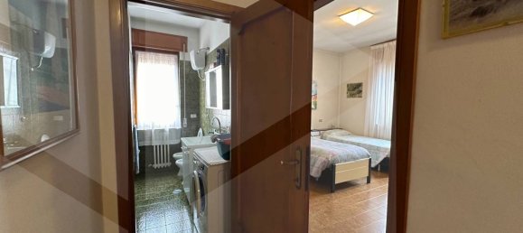 8 rooms House in Avezzano, Italy No. 26280 25