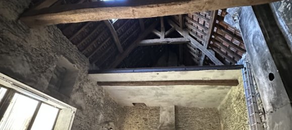 300m² Building in Draveil, France No. 344772 8