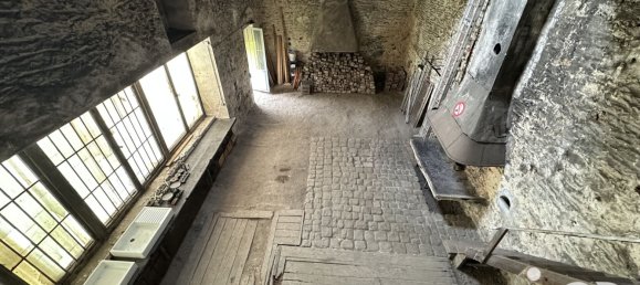 300m² Building in Draveil, France No. 344772 2